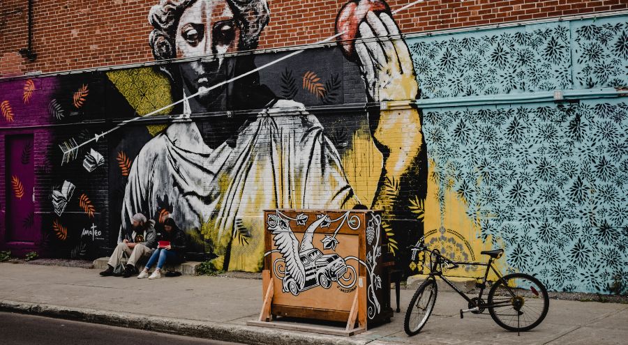Arte Urbano en Bogotá: Rutas para Disfrutar del Graffiti
