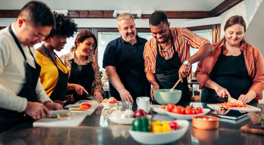 Dónde Tomar Clases de Cocina en Bogotá: Aprende y Diviértete