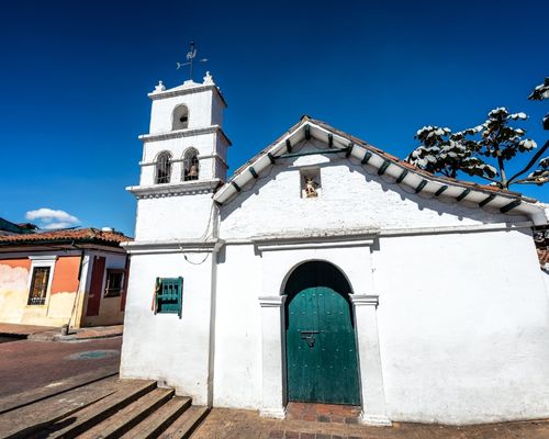 Iglesias coloniales que debes visitar si amas la arquitectura y la historia