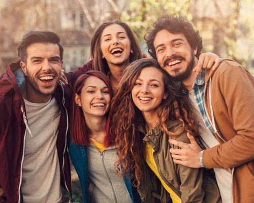 Planes para celebrar una amistad inolvidable en Bogotá